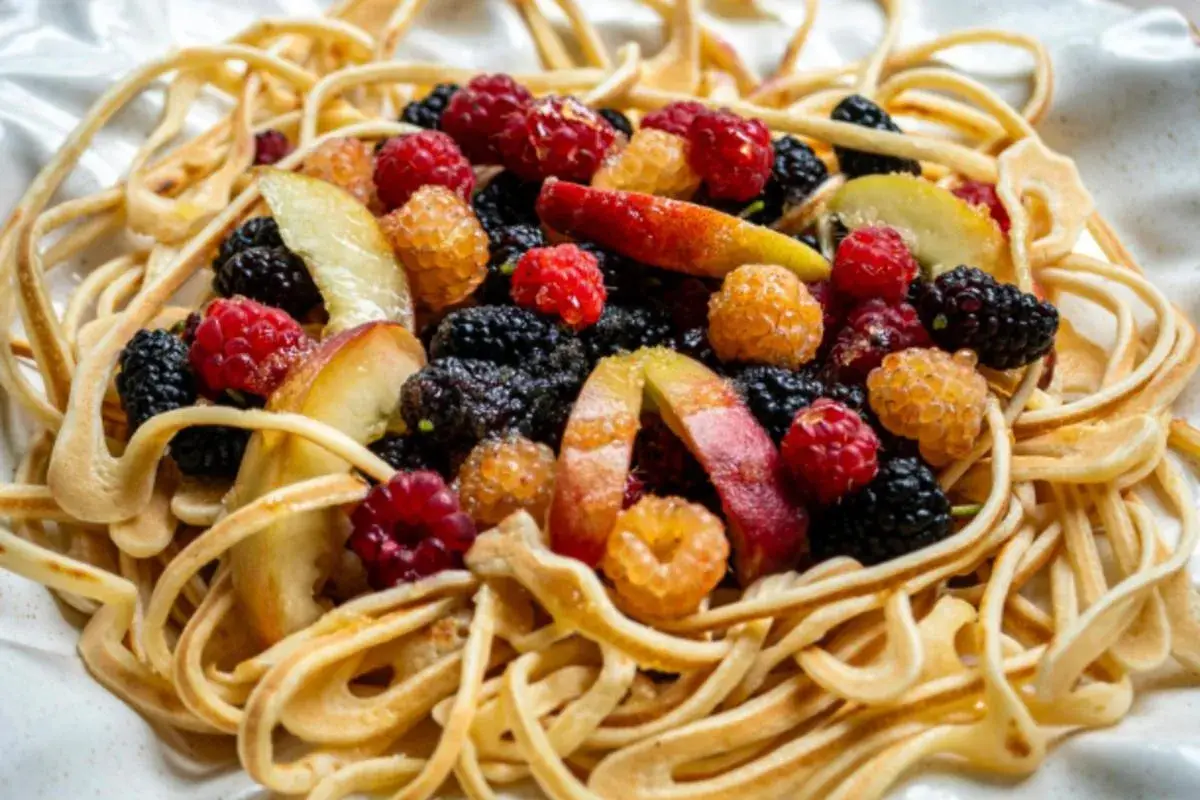 Skanūs blyneliai lyg makaronai