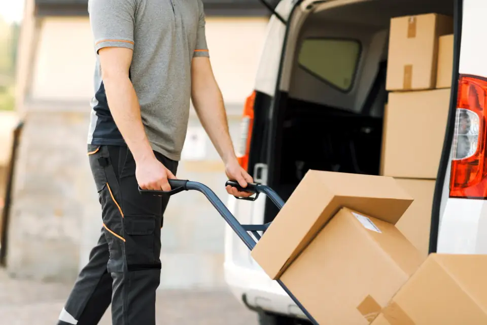 Kurjerių darbas prieš šventes