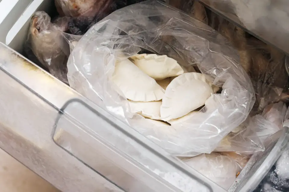 Koldūnai šaldiklyje