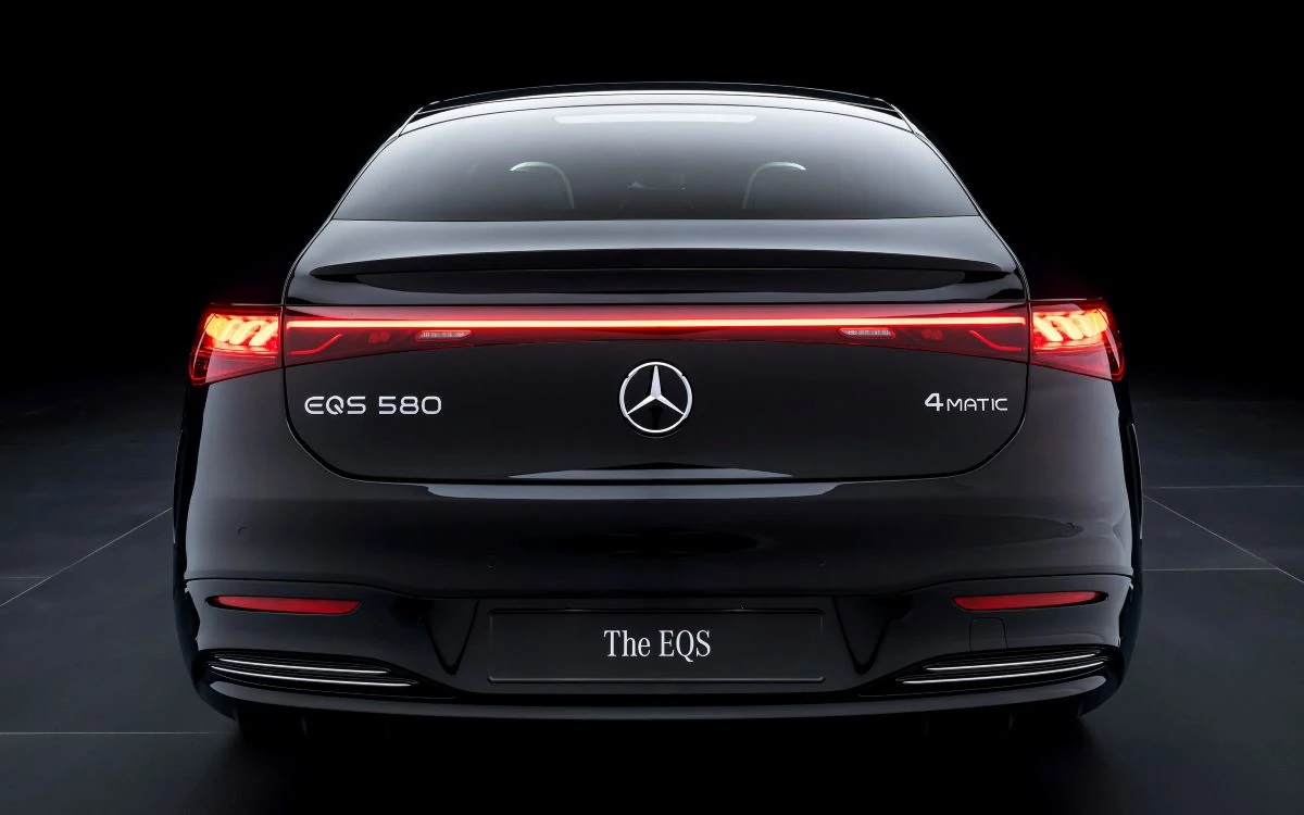 Mercedes-Benz EQS 2024 4