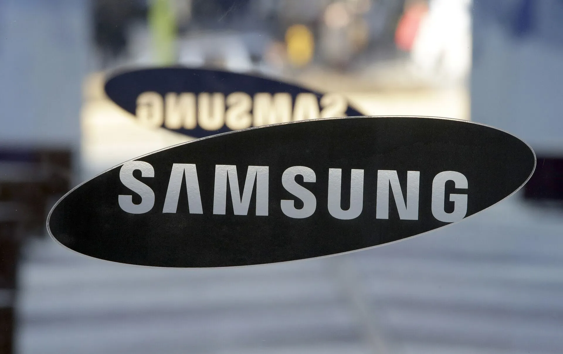 Samsung vėl pirmauja pagal pardavimus
