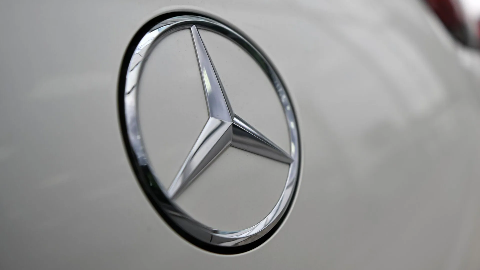 Mercedes-Benz netrukus grįš prie tradicinių savo modelių pavadinimų