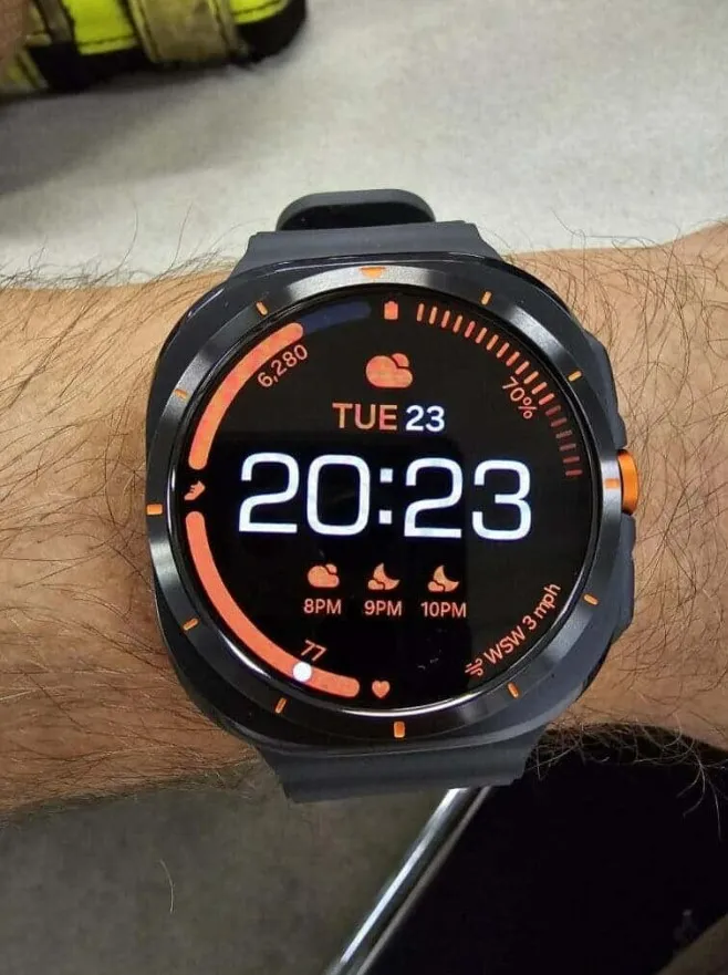 Galaxy Watch Ultra defektas