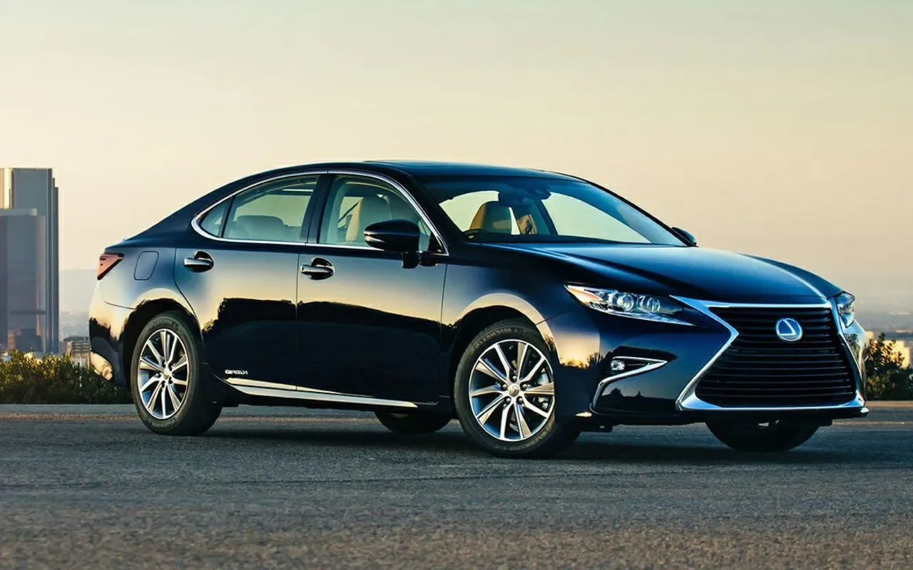 Lexus ES 2017