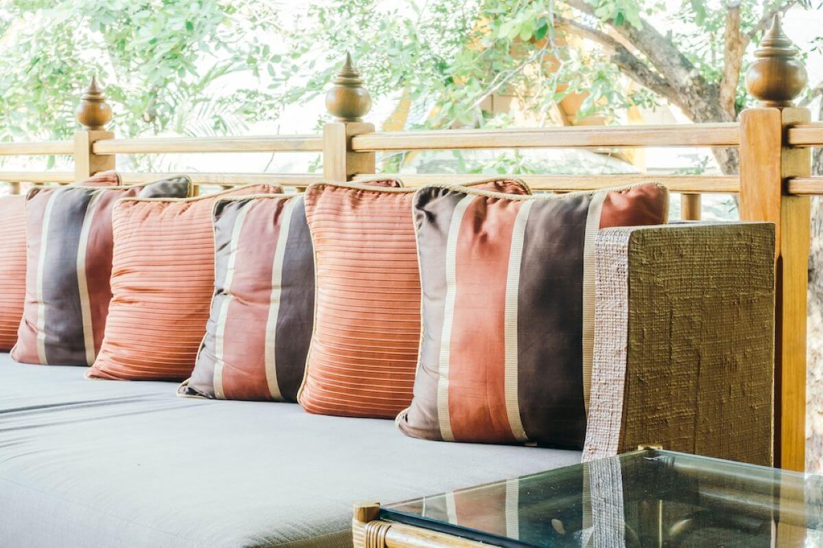 Kokie yra geriausi audiniai laukui