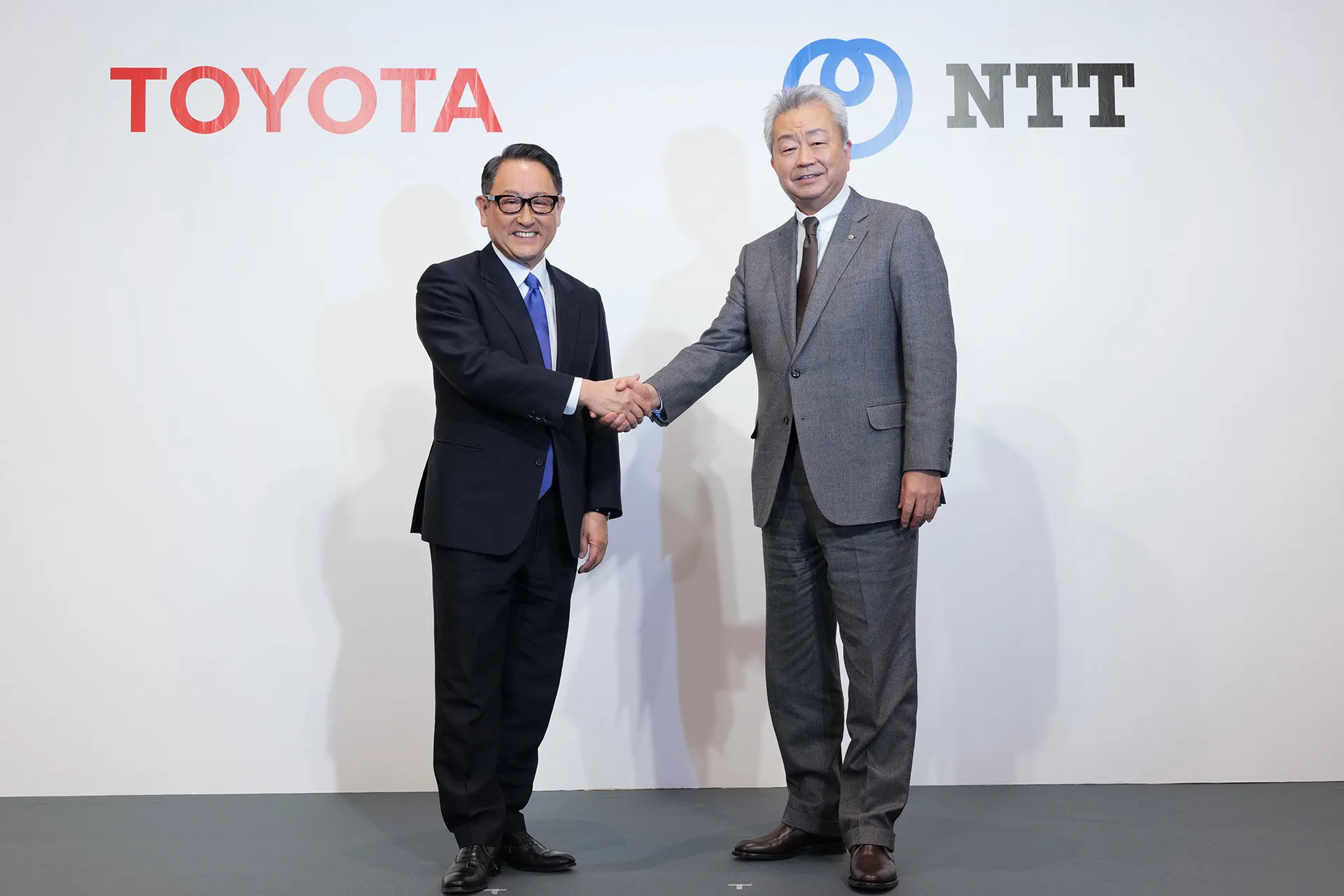 Toyota ir NTT