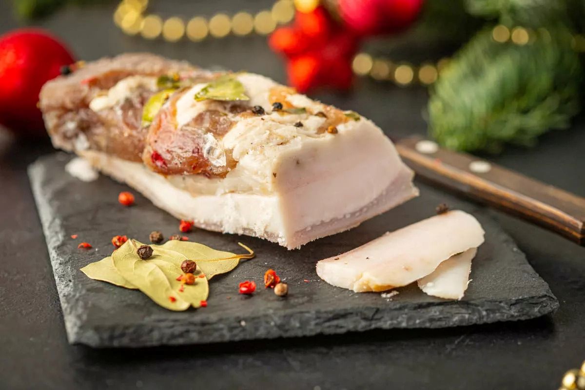 Sūdyti lašiniai šaldiklyje