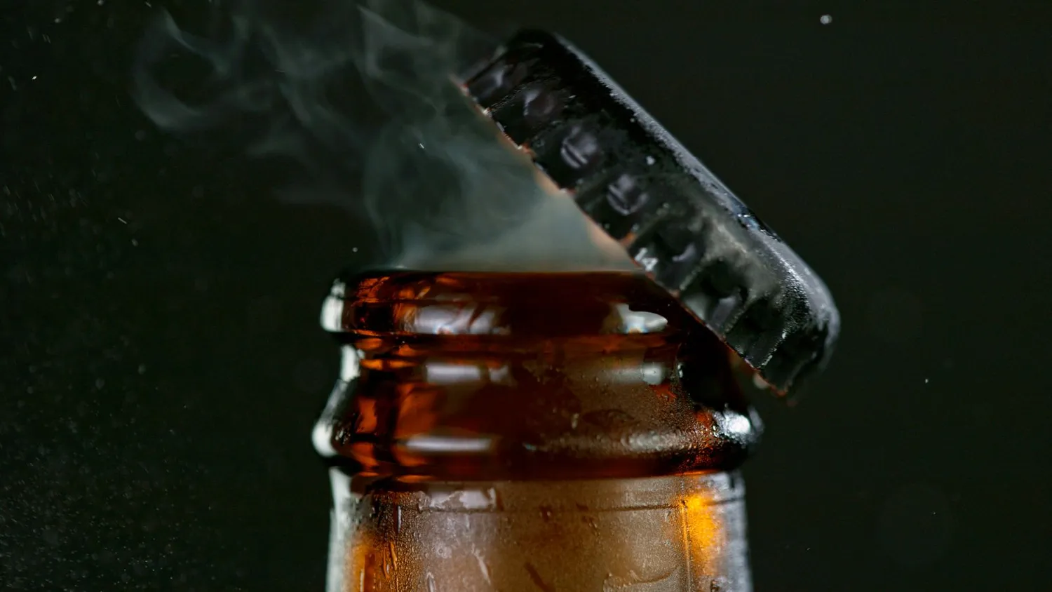 Atidarytas butelio kamštelis