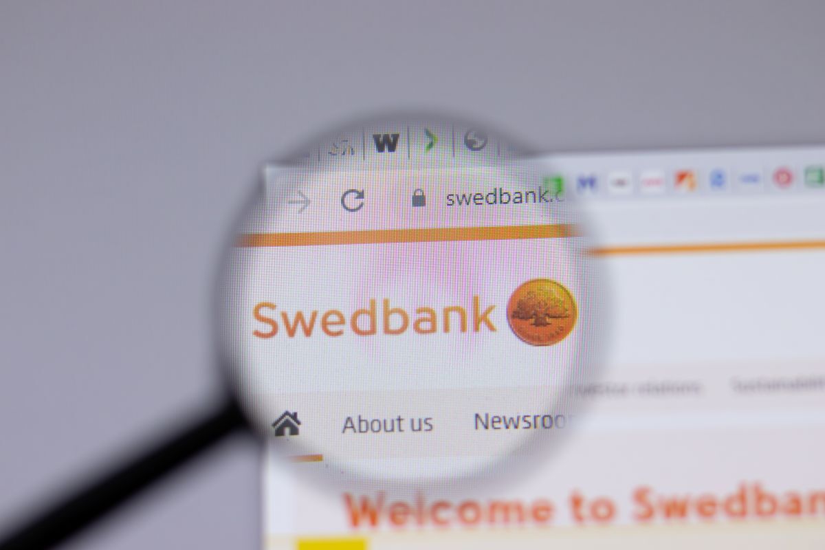 Swedbank interneto portalas / shutterstock.com
