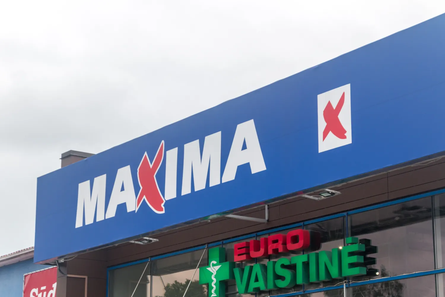 Shutterstock 2195514989