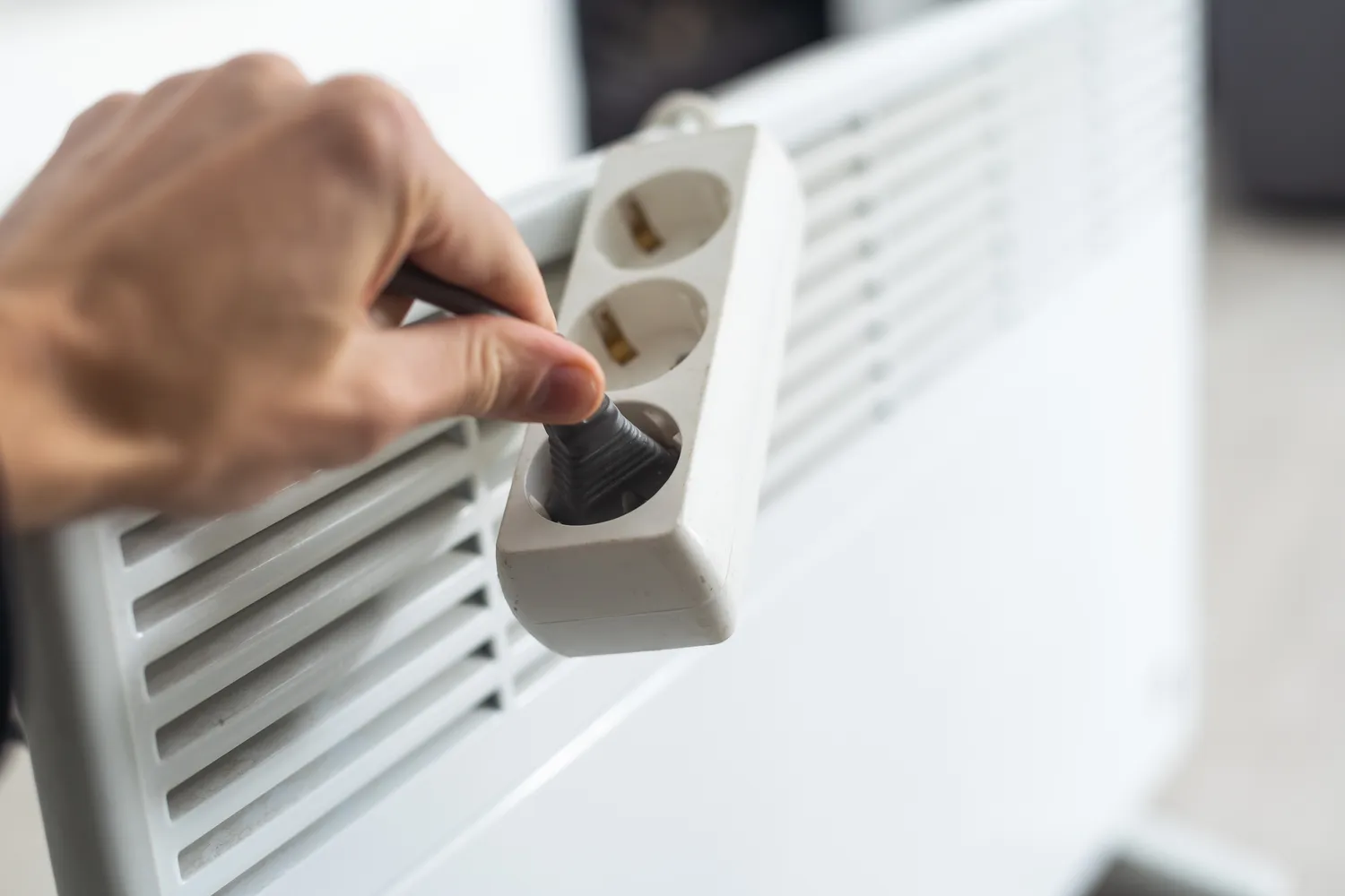 Elektros prietaisų jungimas prie ilgintuvų