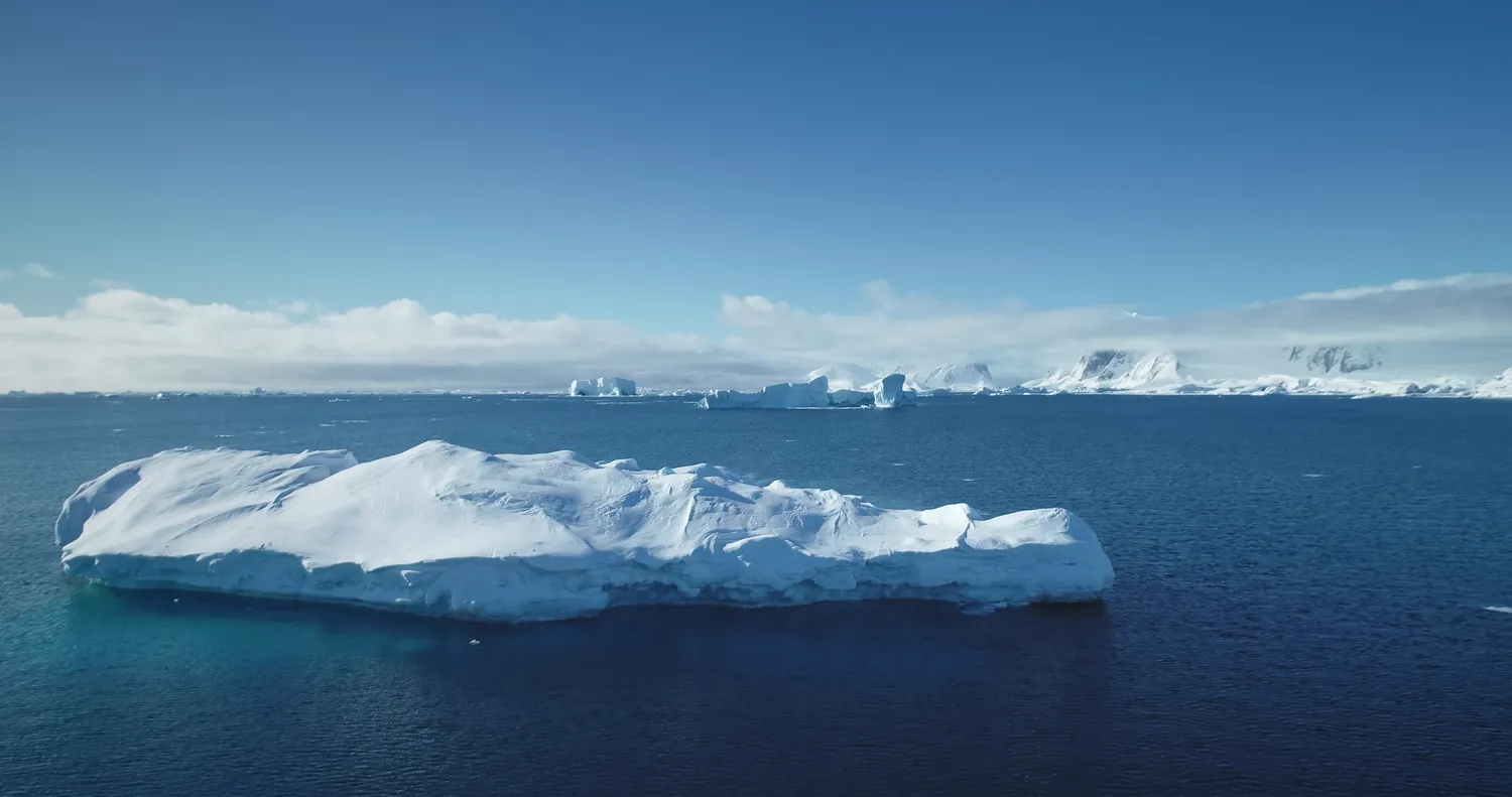 Tyrimo autoriai analizavo, kaip galimas ledo atsitraukimas galėtų atskleisti teritorijas