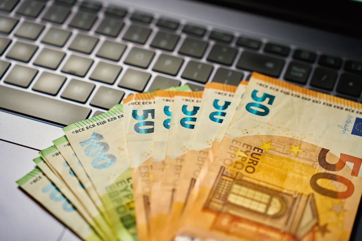 Prasideda pajamų deklaravimo maratonas