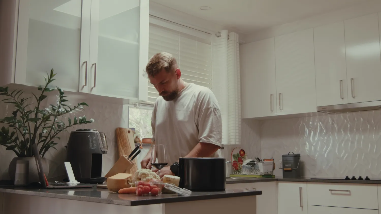 Oro gruzdintuvės traukiasi?