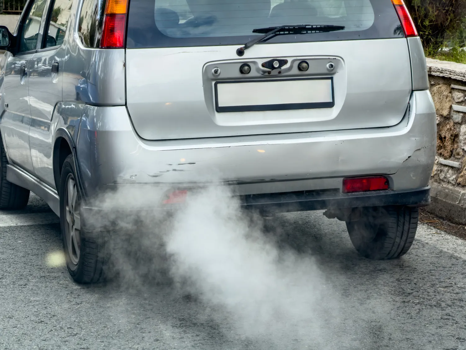 Teršiantis automobilis