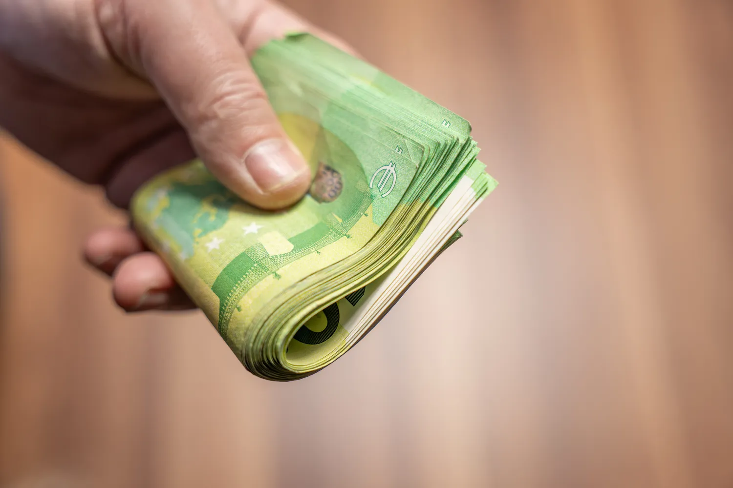 Atlyginimas ir mokesčiai